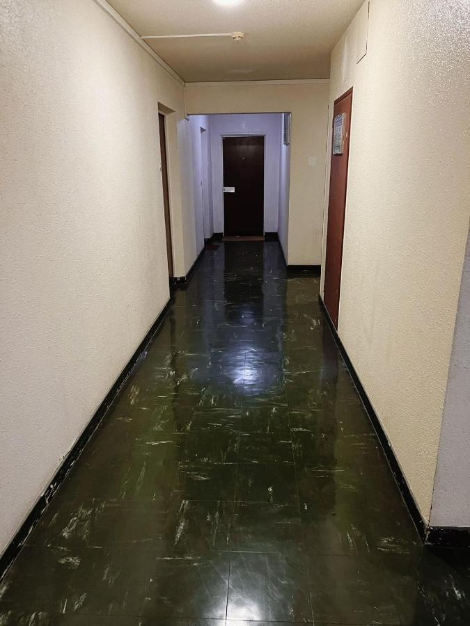 Apartment Near Subway And Supermarket باريس المظهر الخارجي الصورة